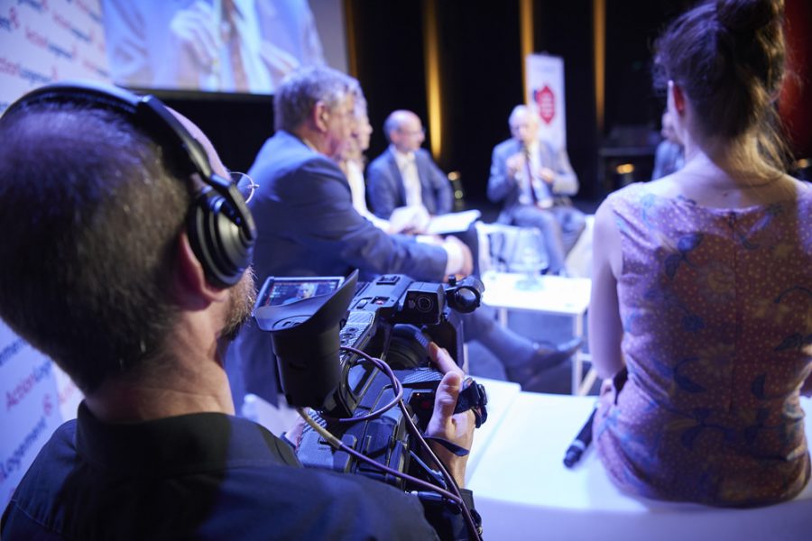 plateau débat filmé