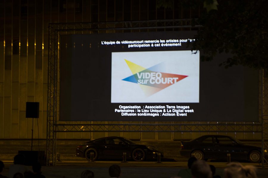 Installation Vidéo sur court